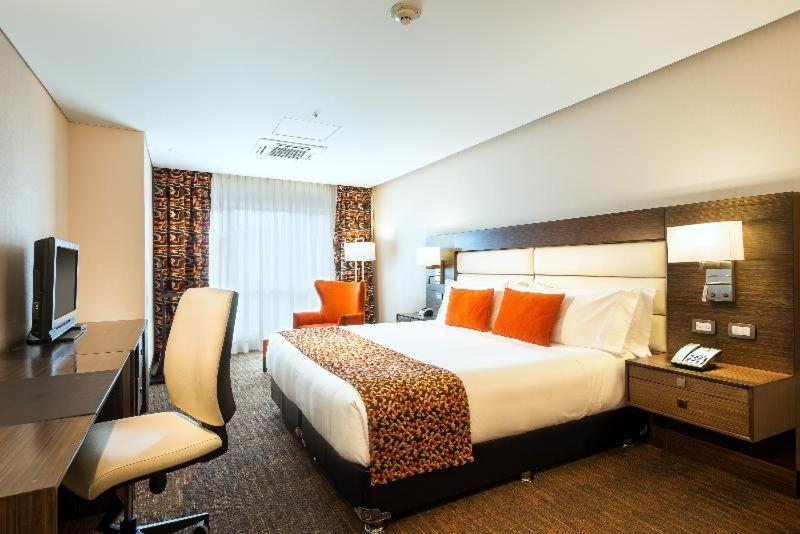 Casa Dann Carlton Hotel & Spa Bogotá Quarto foto A room at the hotel